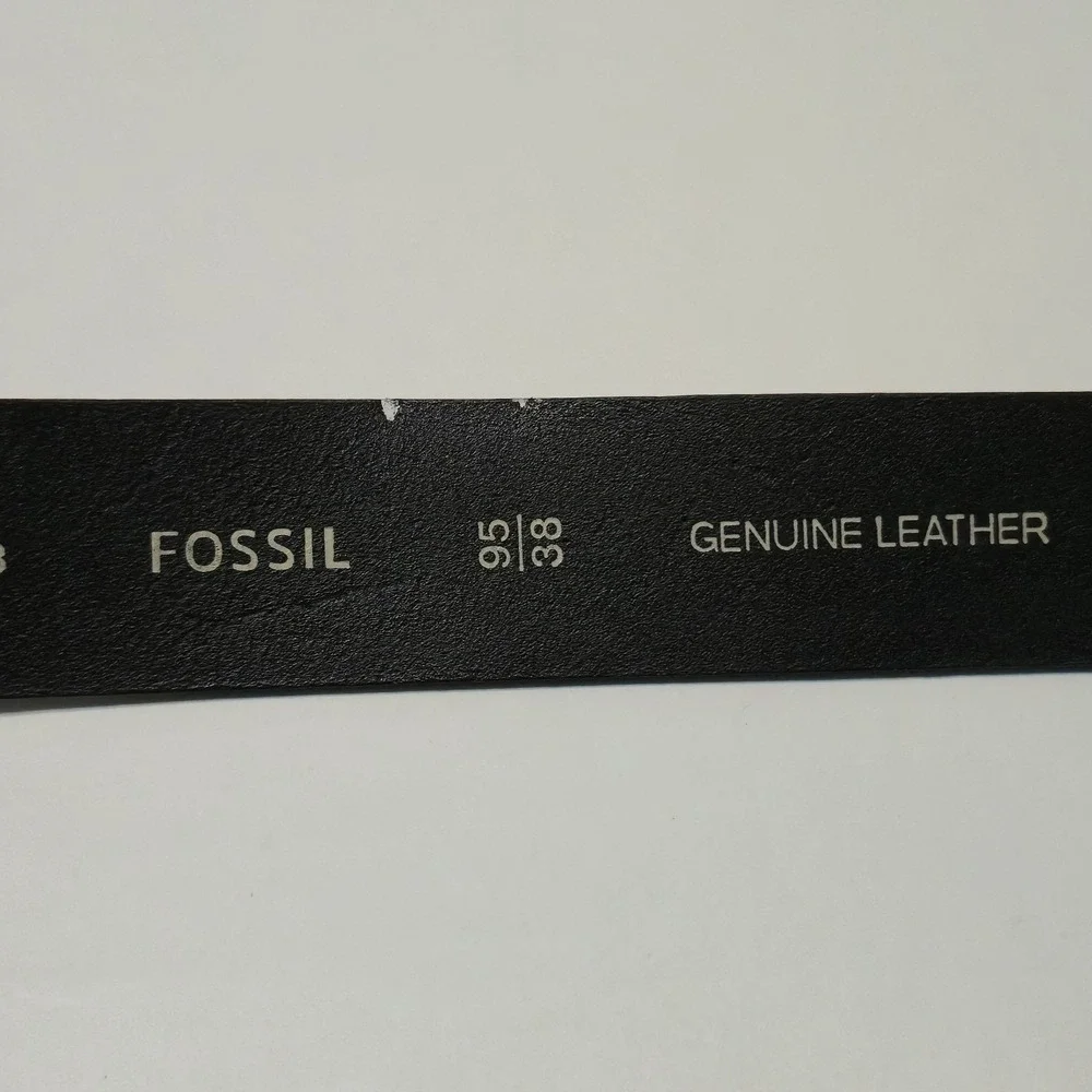 Fossil Mens Belt 38 Black Genuine Leather Silver Buckle Classic Casual Dress